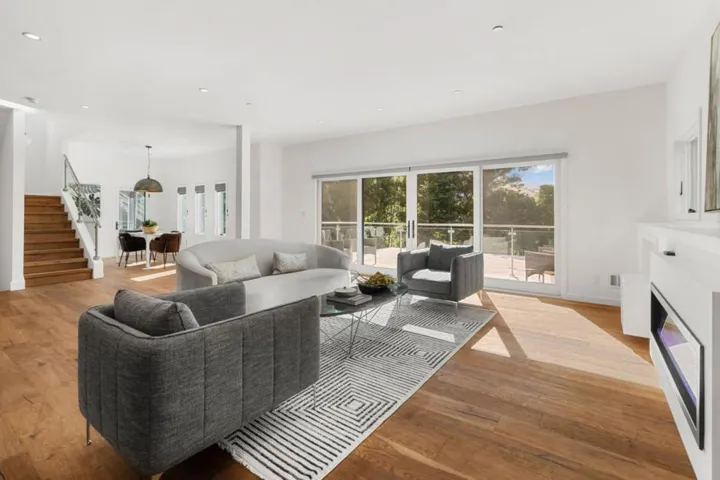 1076 Humboldt Road, Brisbane, California 94005