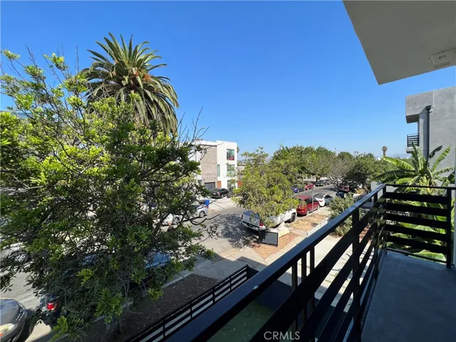 2416 Carmona Avenue, Los Angeles, California 90016