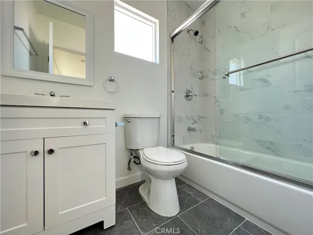 2416 Carmona Avenue, Los Angeles, California 90016
