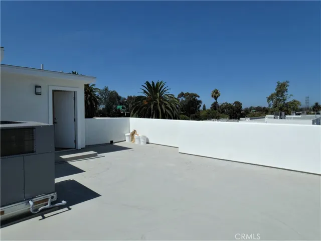 2416 Carmona Avenue, Los Angeles, California 90016