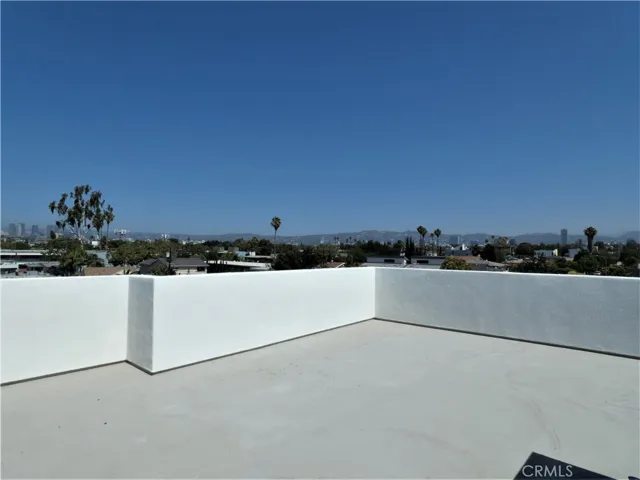 2416 Carmona Avenue, Los Angeles, California 90016