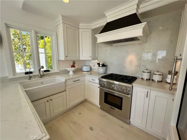 31502 Shrewsbury Drive, Laguna Beach, California 92651