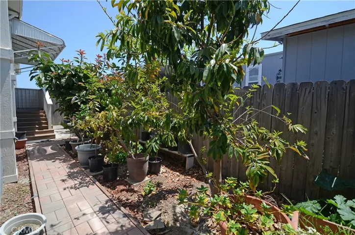 5 Granada, Tustin, California 92780