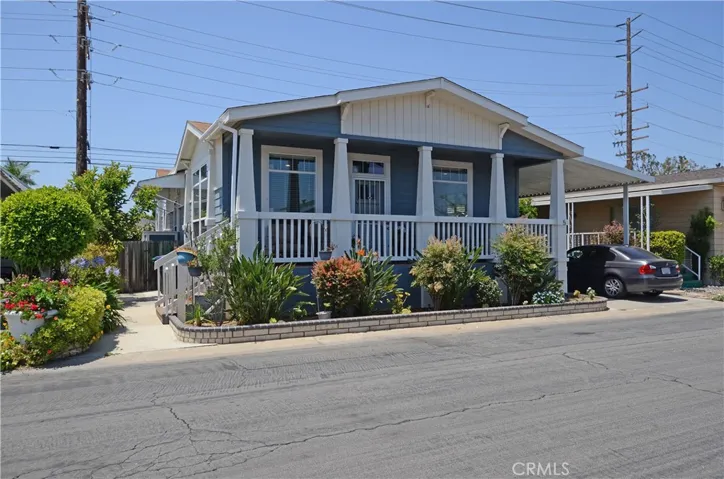 5 Granada, Tustin, California 92780