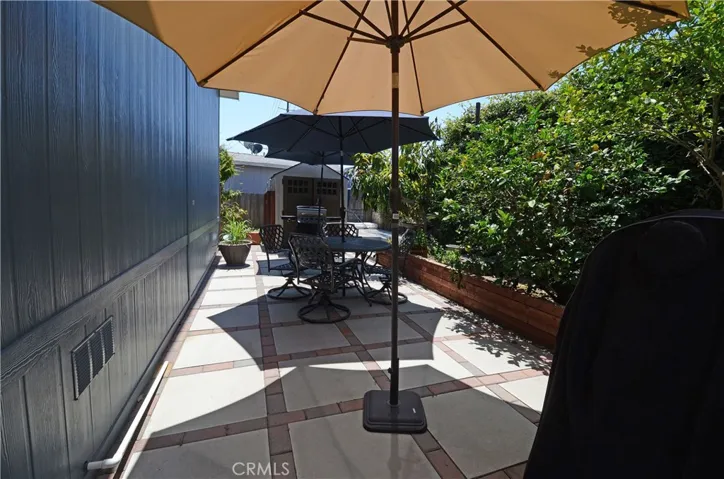 5 Granada, Tustin, California 92780
