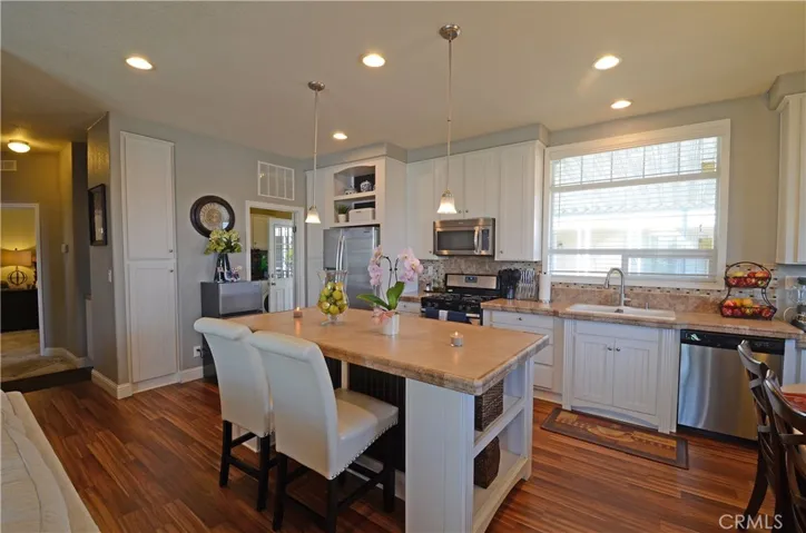 5 Granada, Tustin, California 92780