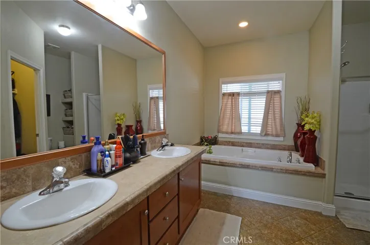 5 Granada, Tustin, California 92780