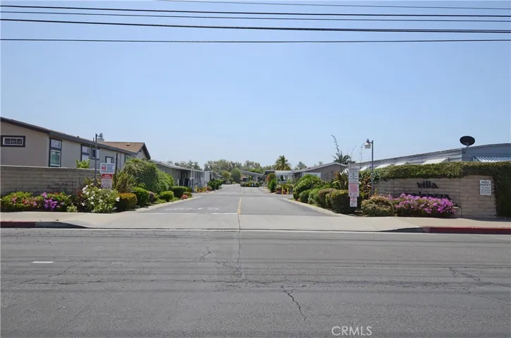 5 Granada, Tustin, California 92780