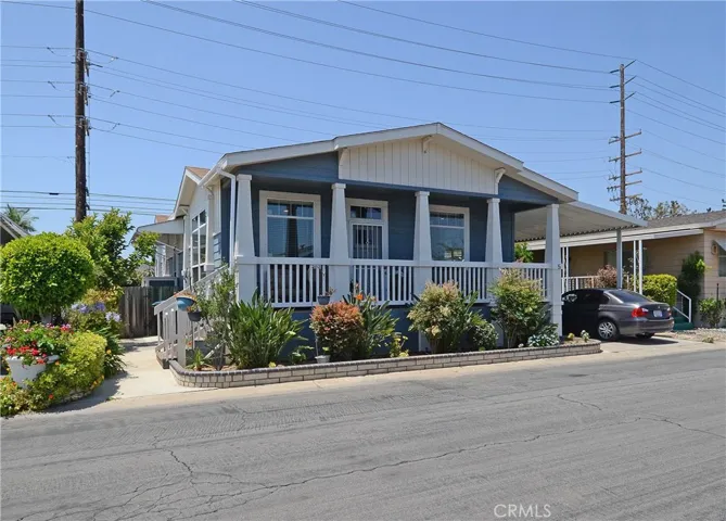 5 Granada, Tustin, California 92780