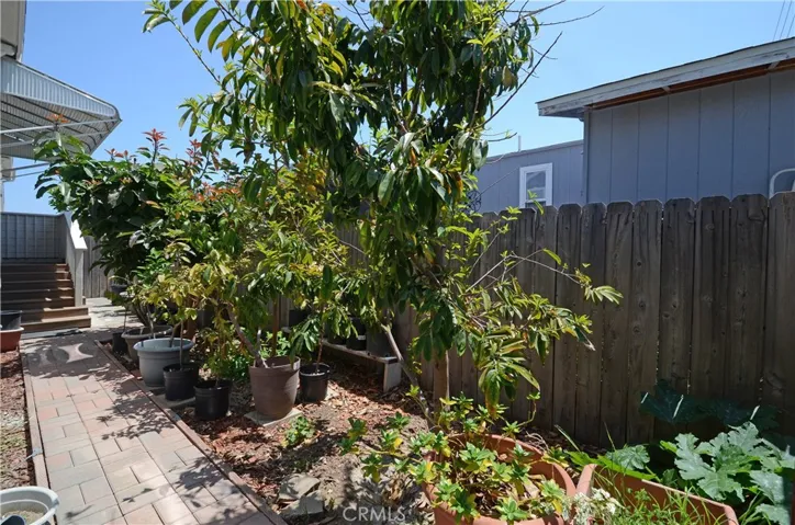 5 Granada, Tustin, California 92780