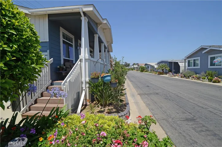 5 Granada, Tustin, California 92780