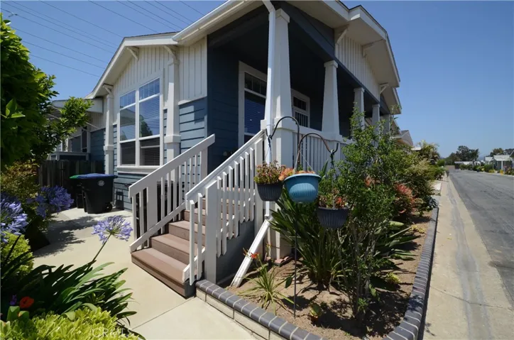 5 Granada, Tustin, California 92780