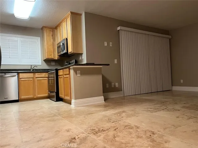 2400 San Gabriel Way 101, Corona, California 92882