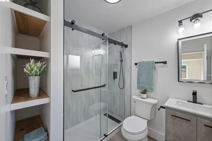 4136 Waterhouse Road, Oakland, California 94602