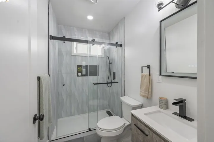 4136 Waterhouse Road, Oakland, California 94602