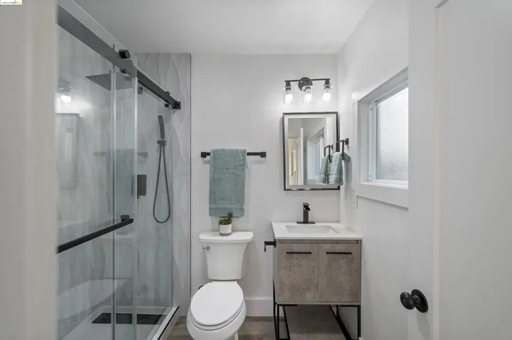 4136 Waterhouse Road, Oakland, California 94602