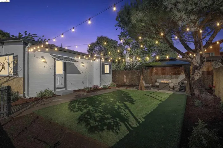 4136 Waterhouse Road, Oakland, California 94602