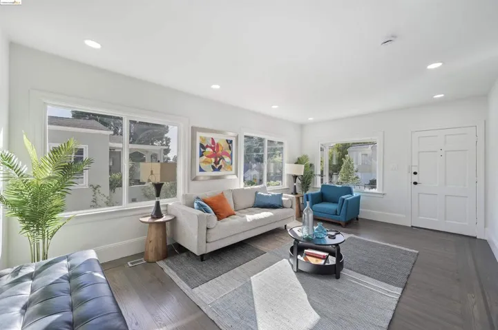 4136 Waterhouse Road, Oakland, California 94602