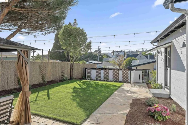 4136 Waterhouse Road, Oakland, California 94602