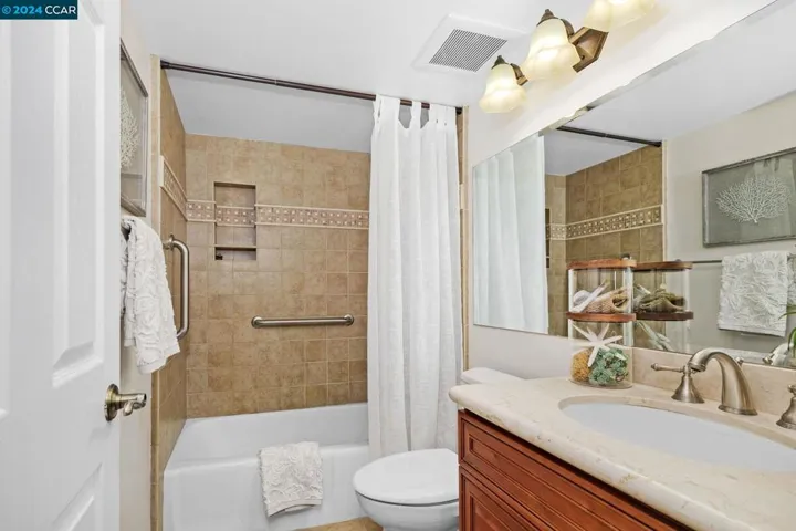 3182 Rossmoor Pkwy 2, Walnut Creek, California 94595