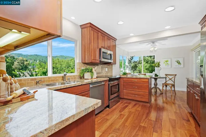 3182 Rossmoor Pkwy 2, Walnut Creek, California 94595