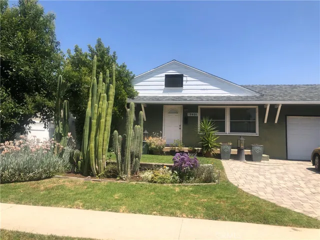 15021 Marlin Place, Van Nuys, California 91405