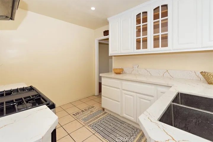 2208 Broderick Avenue, Duarte, California 91010