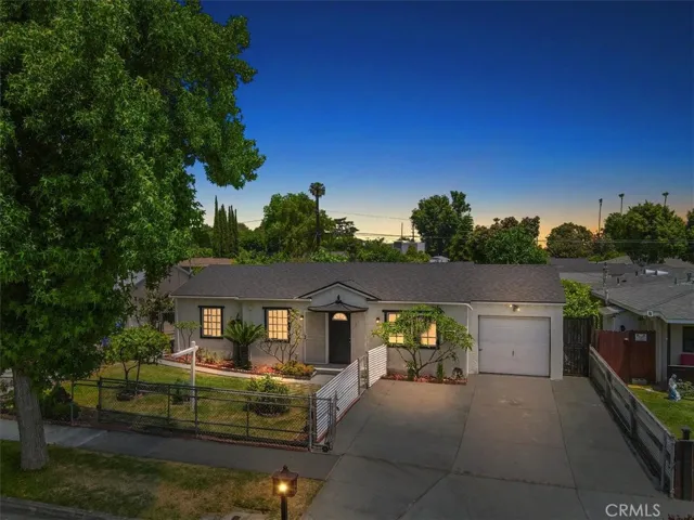 2208 Broderick Avenue, Duarte, California 91010