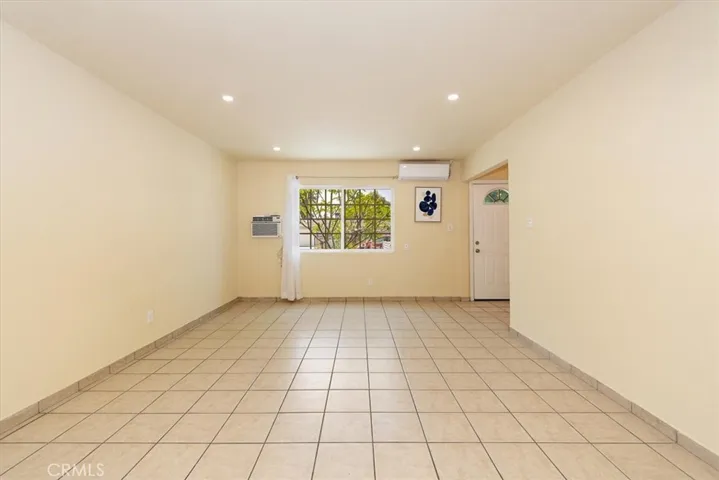 2208 Broderick Avenue, Duarte, California 91010