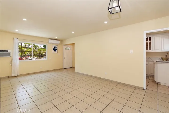 2208 Broderick Avenue, Duarte, California 91010