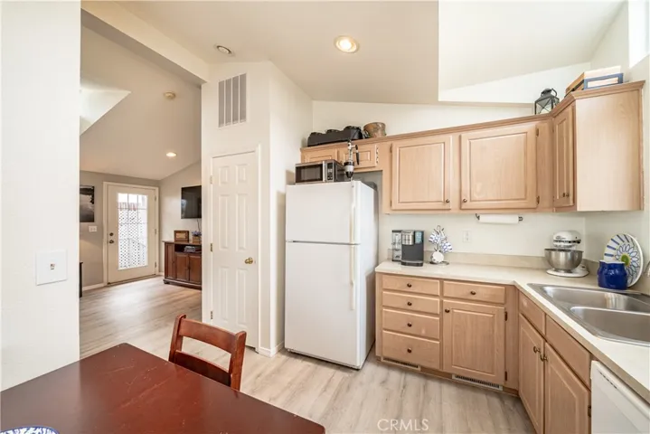 139 Cottonwood Lane, Seal Beach, California 90740