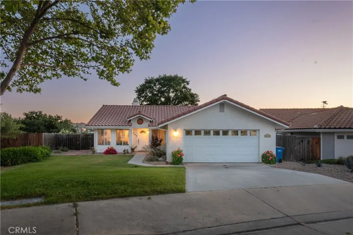 1523 Las Brisas Drive, Paso Robles, California 93446