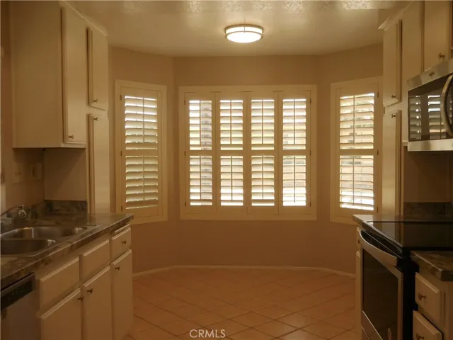 27456 Alta Vista Way, Menifee, California 92585
