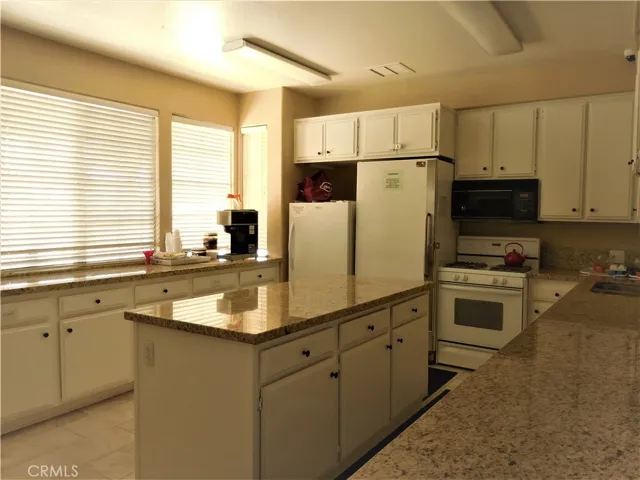 27456 Alta Vista Way, Menifee, California 92585