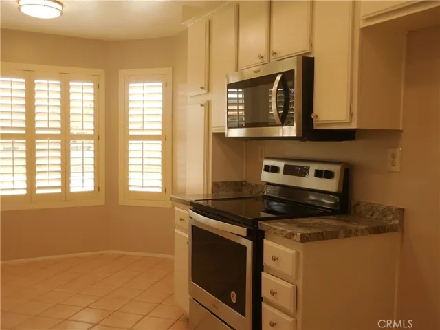 27456 Alta Vista Way, Menifee, California 92585