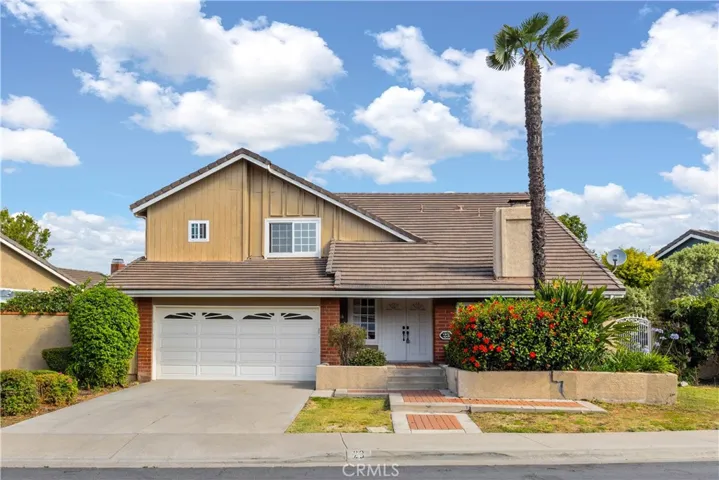 23 Deerwood E, Irvine, California 92604