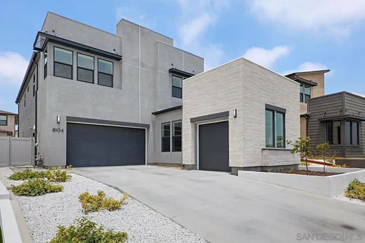 8104 Denali Drive, San Diego, California 92126