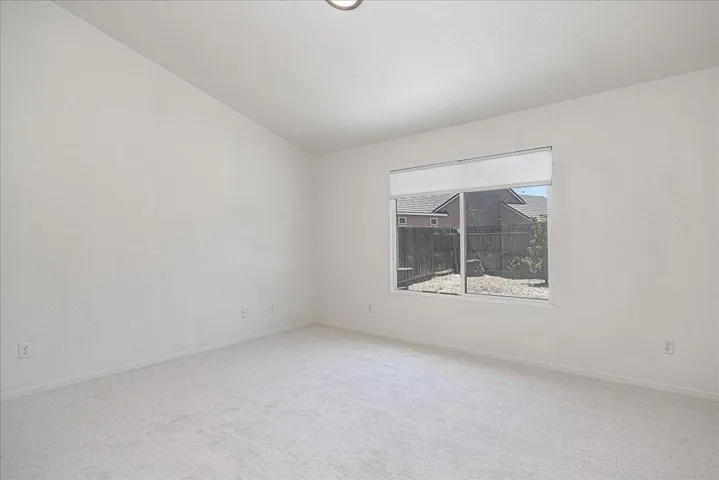 1383 Chamberlain Avenue, Los Banos, California 93635