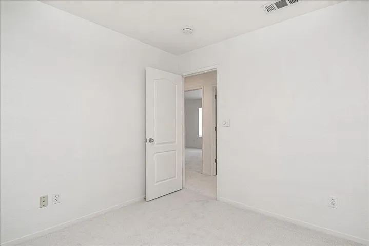 1383 Chamberlain Avenue, Los Banos, California 93635
