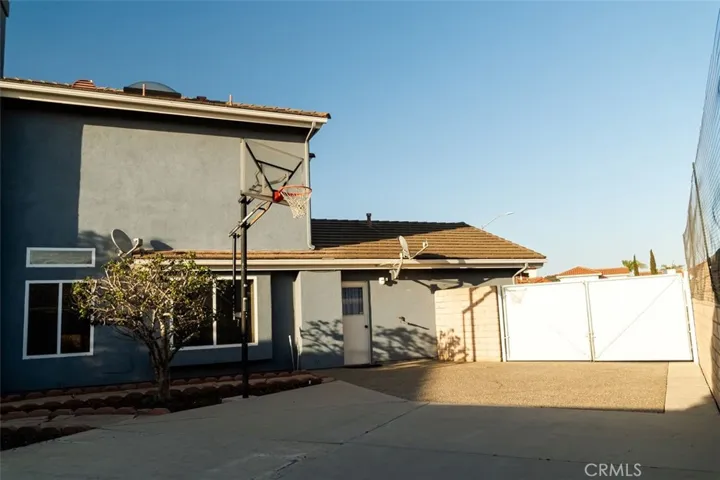 2405 Skylinks Court, Santa Maria, California 93455