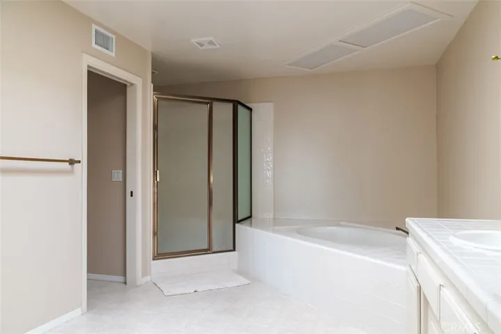 2405 Skylinks Court, Santa Maria, California 93455