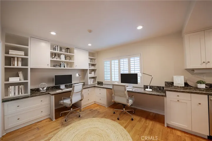 514 Harkness Lane 20, Redondo Beach, California 90278