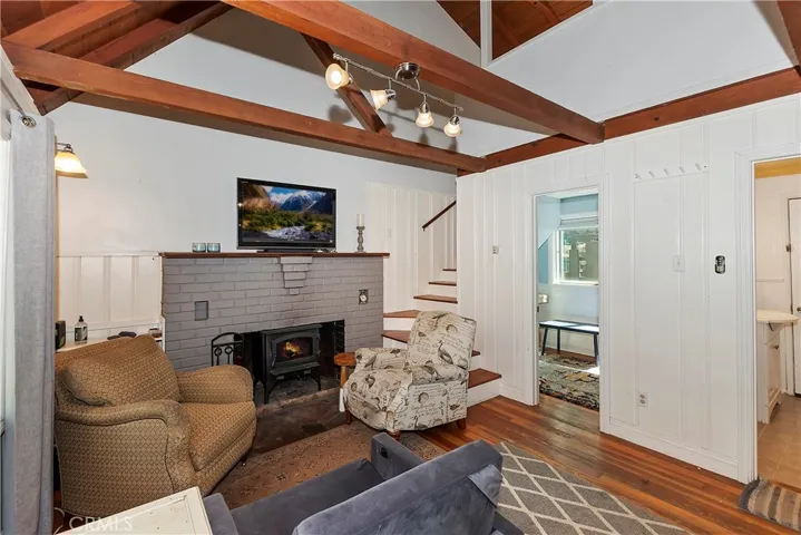 693 Longview Drive, Twin Peaks, California 92391