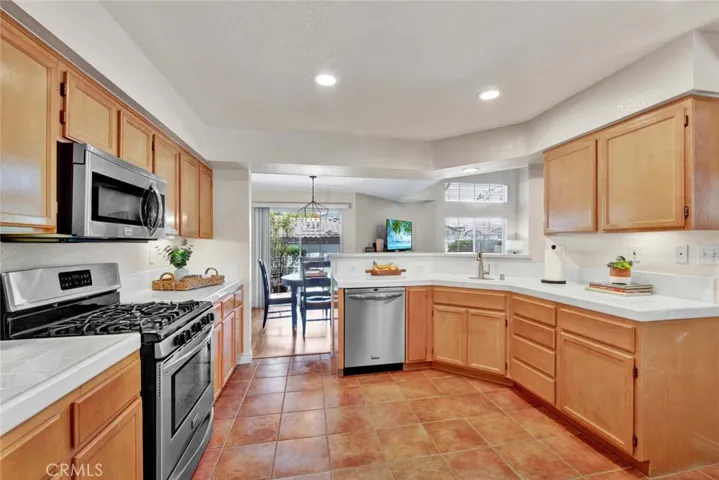 Large open kitchen with loads of counter and cabinet space