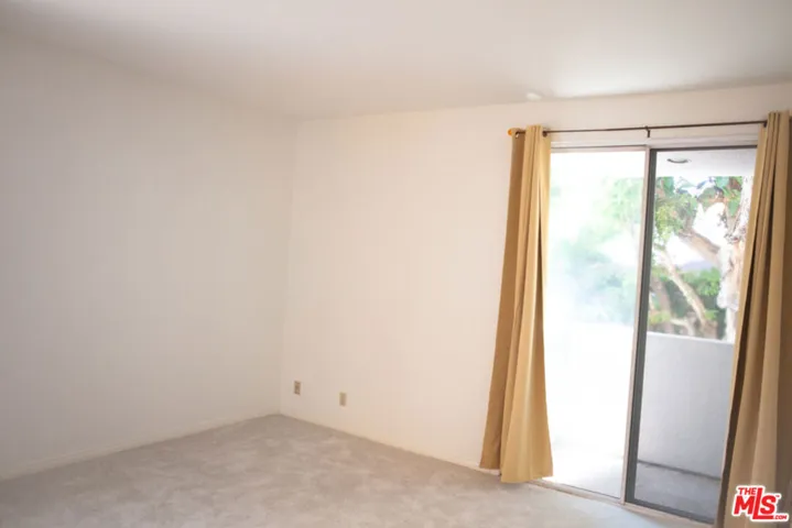 1657 Veteran Avenue 102, Los Angeles, California 90024