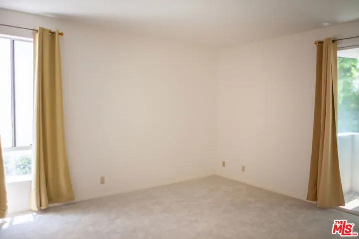 1657 Veteran Avenue 102, Los Angeles, California 90024
