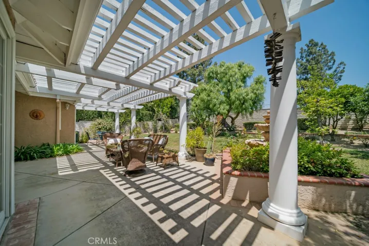 18845 Beechtree Lane, Porter Ranch, California 91326