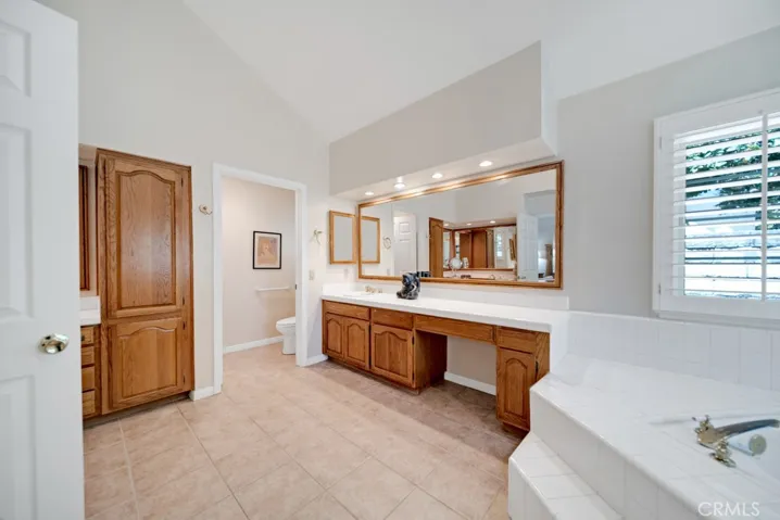 18845 Beechtree Lane, Porter Ranch, California 91326