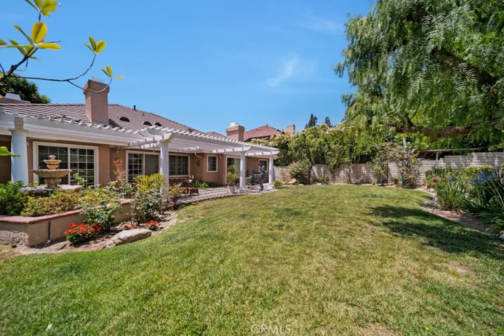 18845 Beechtree Lane, Porter Ranch, California 91326