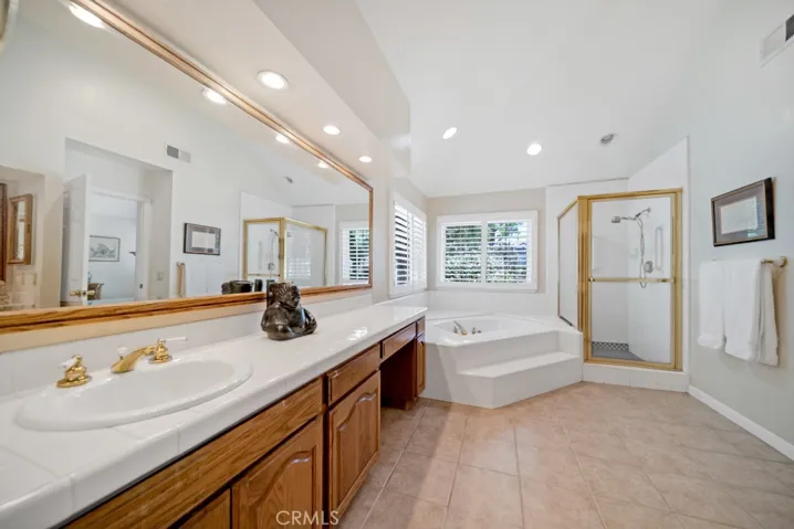 18845 Beechtree Lane, Porter Ranch, California 91326